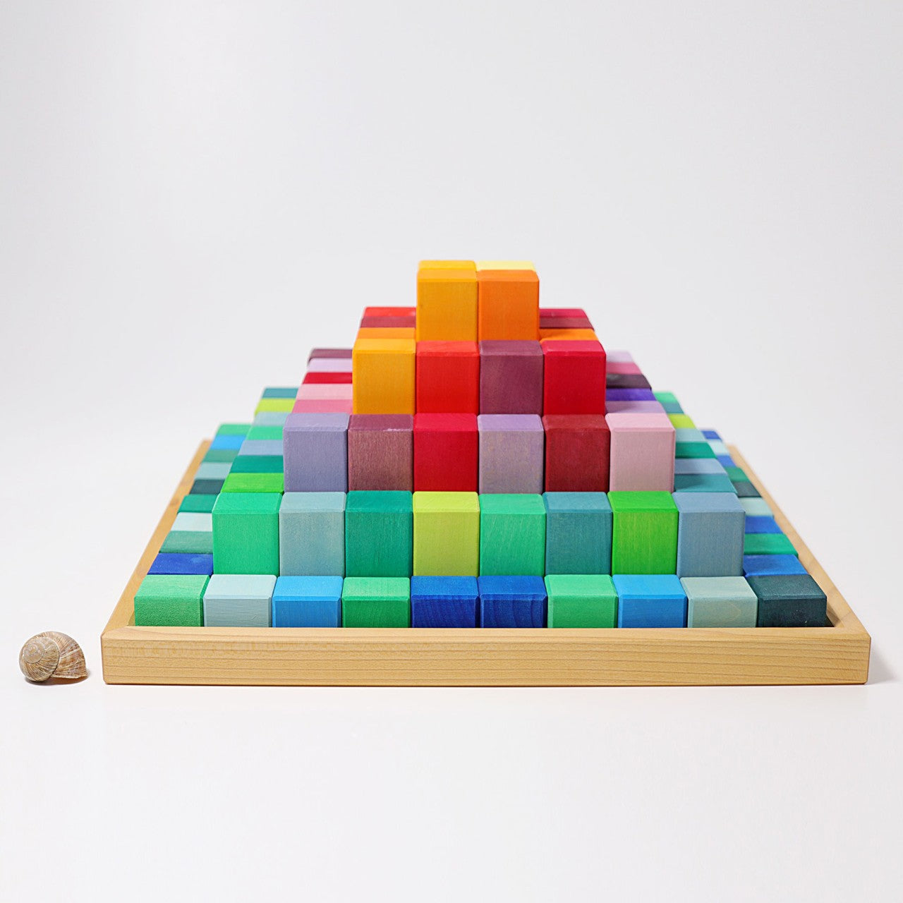 Large Stepped Pyramid - Rainbow