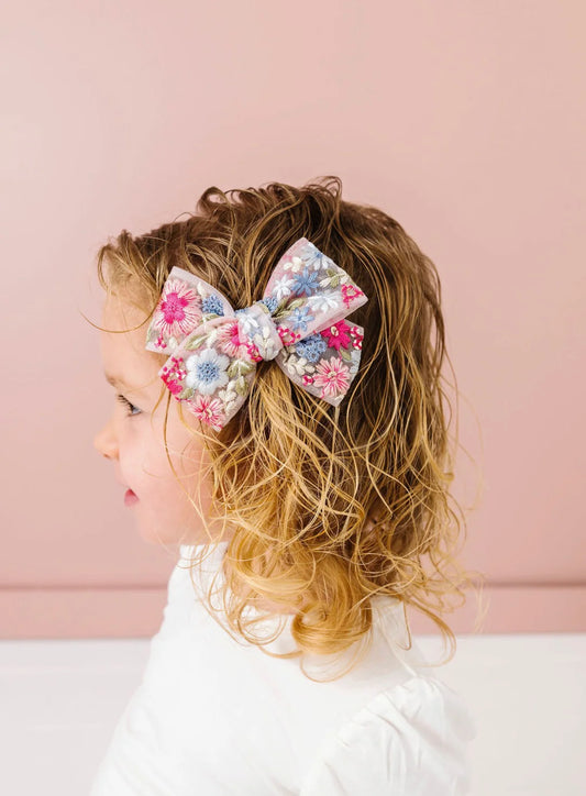 Amelia Pink